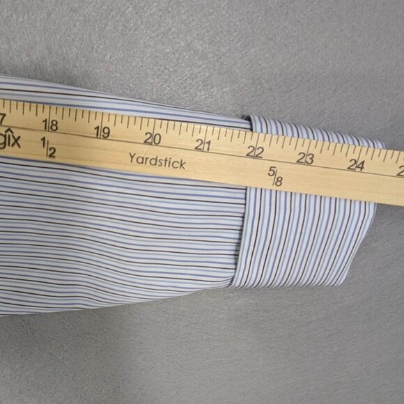 2 Jos A Bank Dress Shirts Mens 16-34 Travelers Collection Tailored Fit Classic - Picture 8 of 16